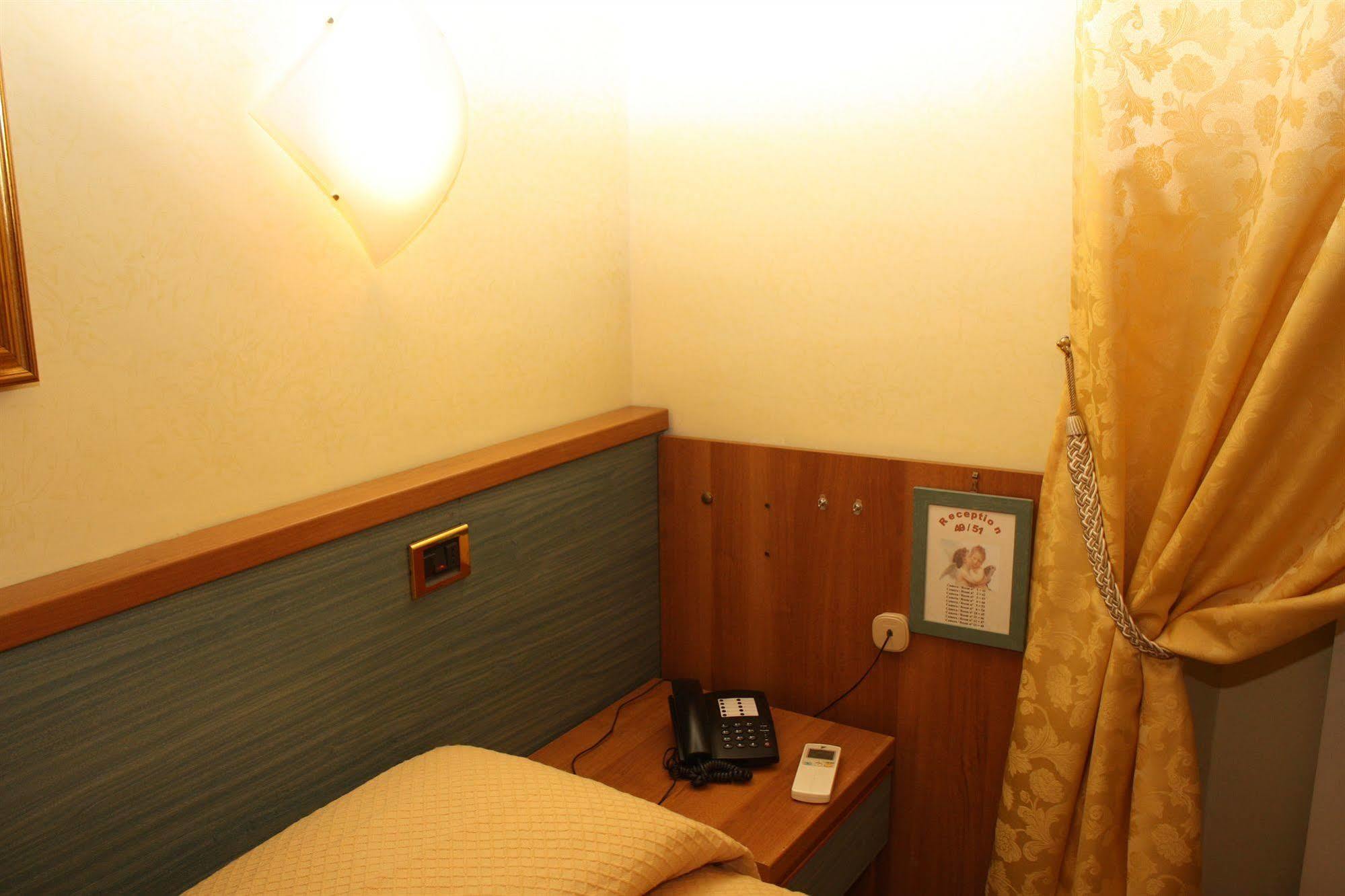 Hotel Viennese Roma