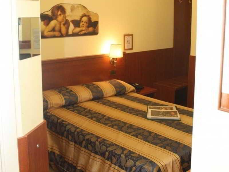 Hotel Viennese *