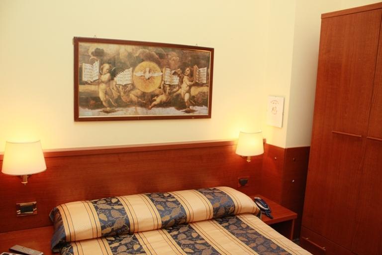 Viennese Hotel Roma